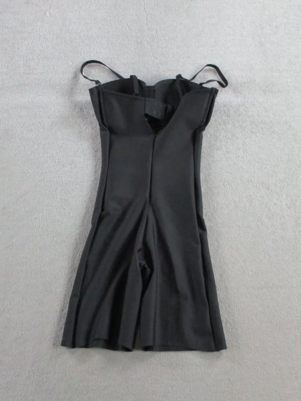 Skims Body Core Sculpt Underwire Mid Thigh Bodysuit Womens XS Onyx Black NWOT - Picture 3 of 8